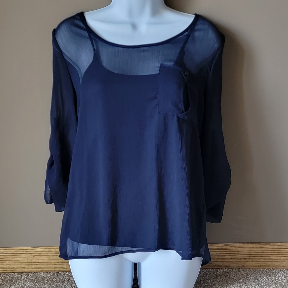 Boutique Style Navy Sheer Long or Quarter Sleeve Size Small Open Back Blouse Top